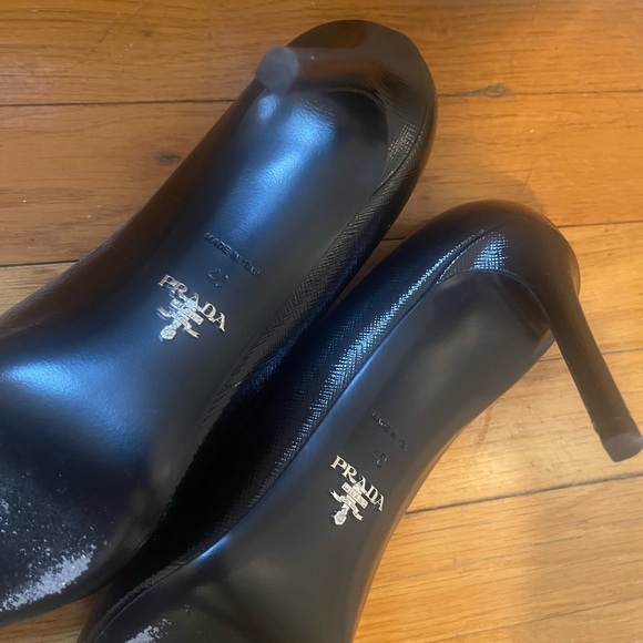 Prada saffiano leather pointed pumps - black size 40 eur/ 9 US - Picture 6 of 6